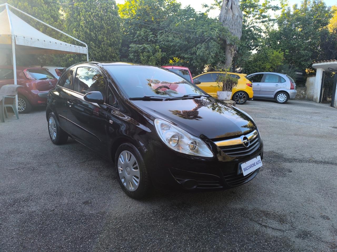 Opel Corsa 1.2 3 porte Enjoy