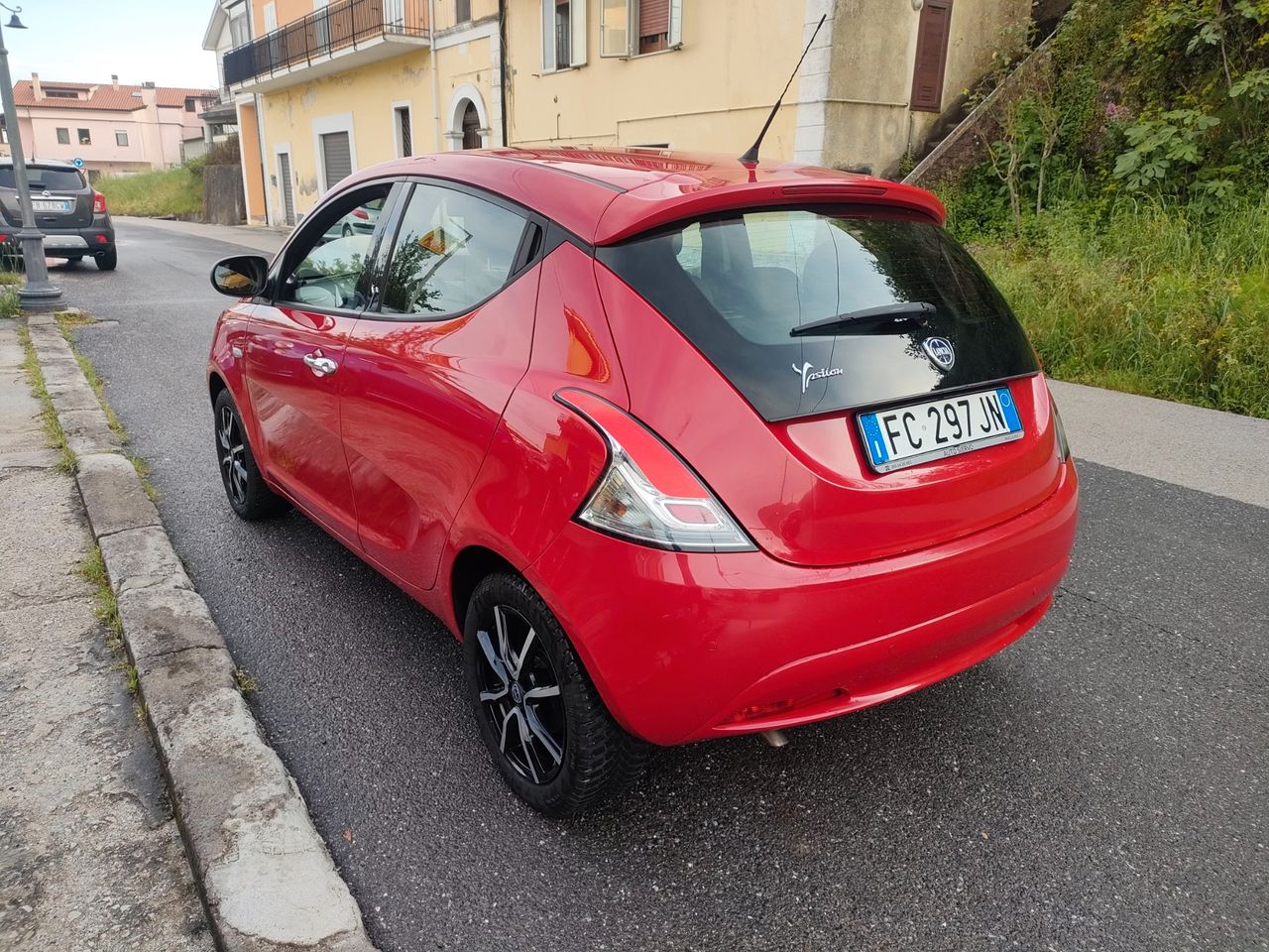 Lancia Ypsilon 1.2 69 CV 5 porte Silver