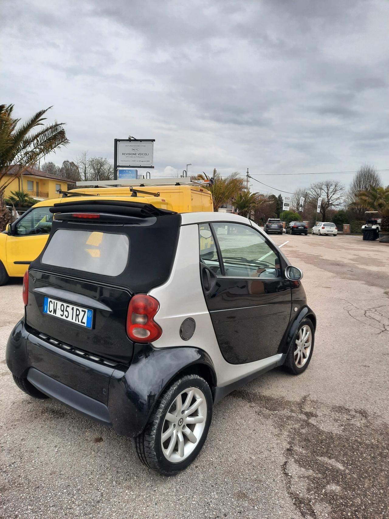 Smart ForTwo 700 cabrio passion (45 kW) OK NEOPATENTATI