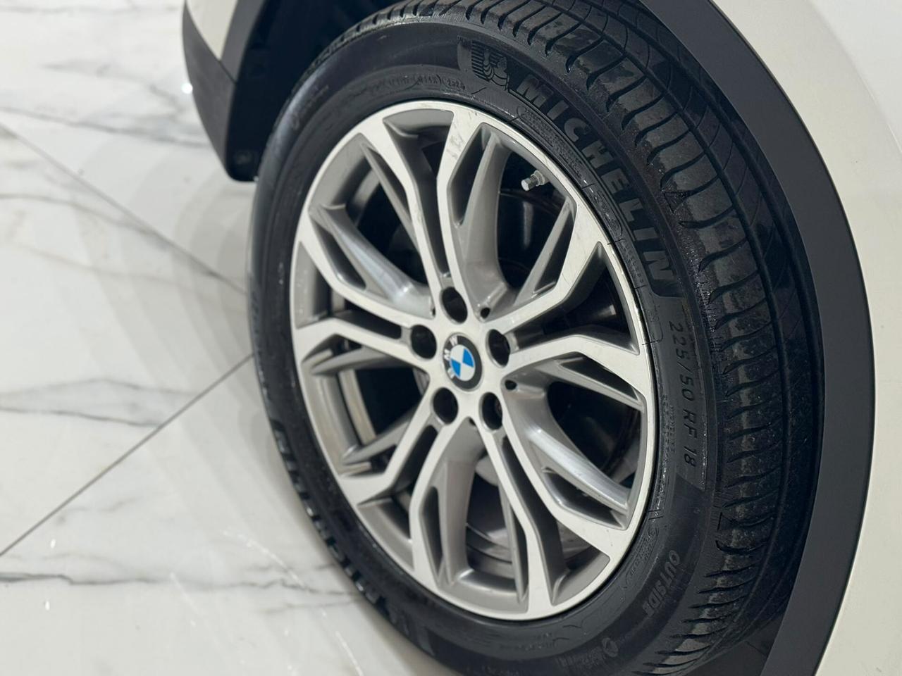 Bmw X1 sDrive18d xLine