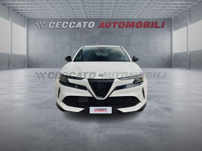 Alfa Romeo Junior Junior 1.2 ibrida Speciale 136cv edct6