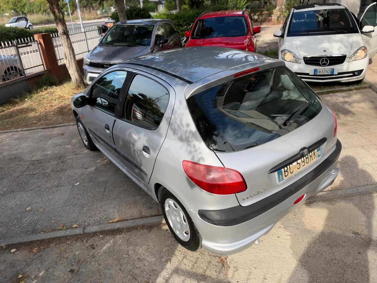 Peugeot 206 1.1 5p. XT GPL