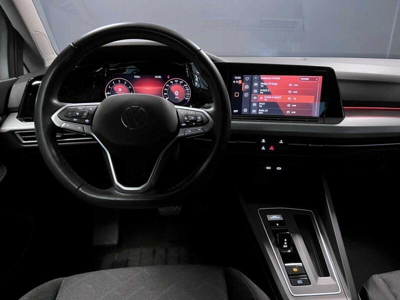 VOLKSWAGEN Golf 8ª serie Golf 1.0 eTSI EVO DSG...