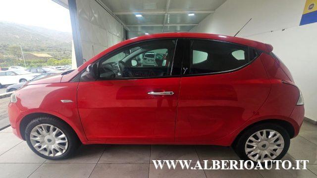 LANCIA Ypsilon 1.2 69 CV 5 porte Gold