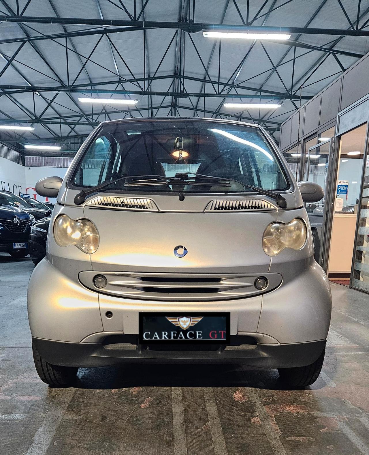 Smart ForTwo 800 cdi NEOPATENTATI - 2004