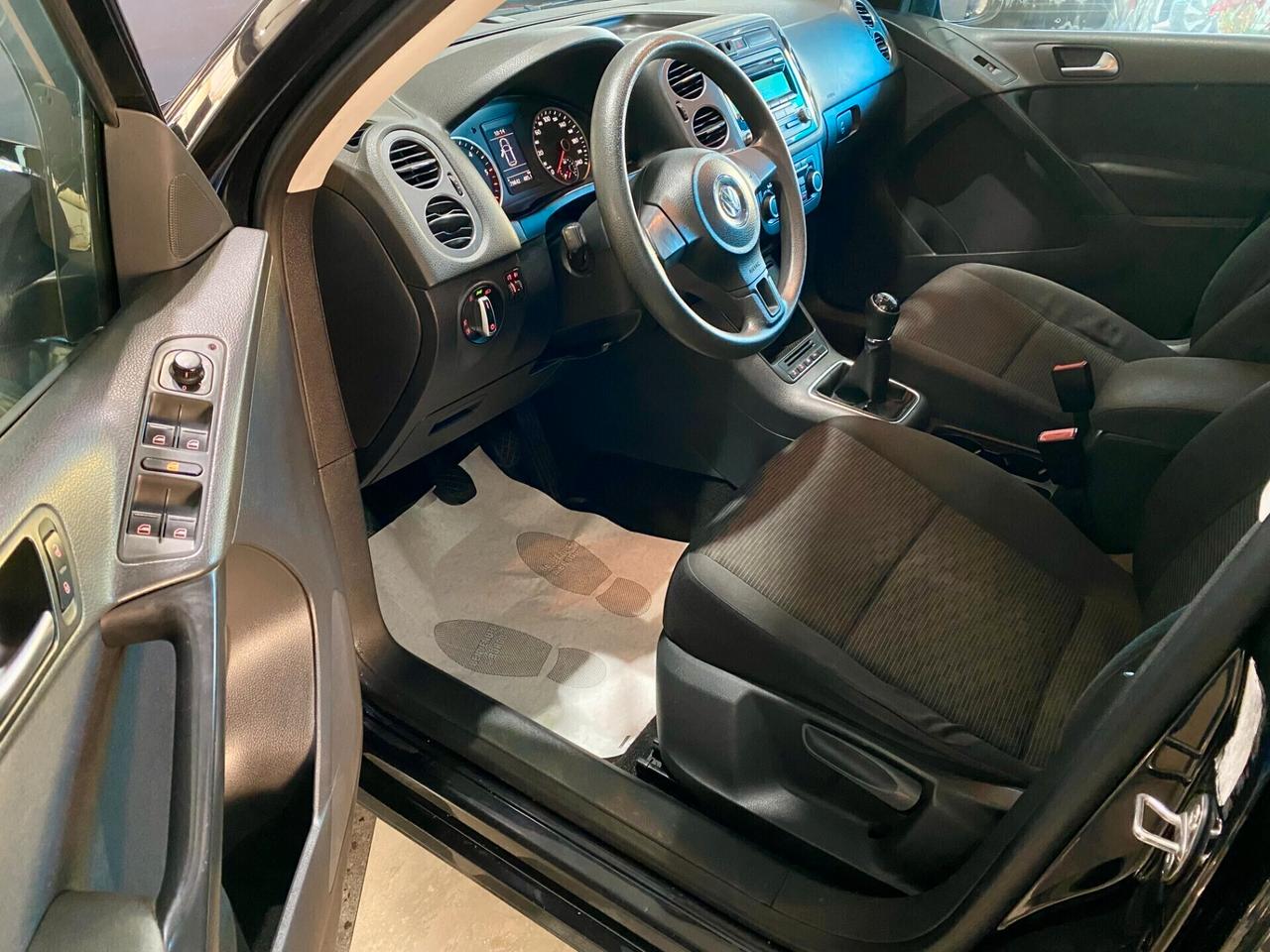 Volkswagen Tiguan 2.0 TDI 140cv Sport & Style-2012