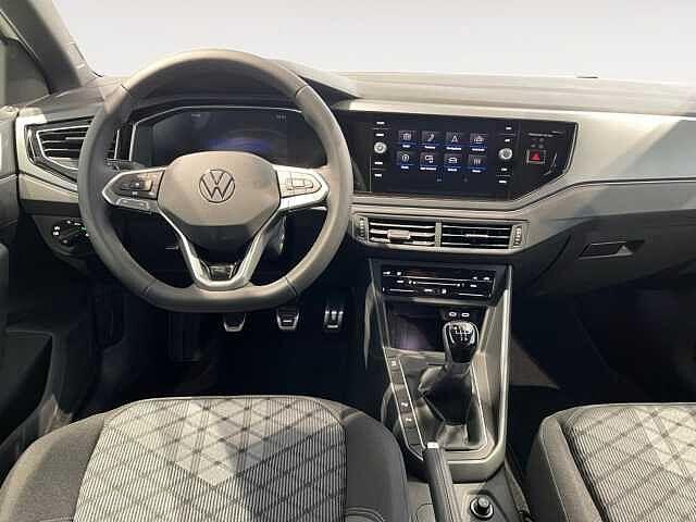Volkswagen Polo 6ª serie 95CV 1.0TSI R-Line Plus - NEOPATENTATI -