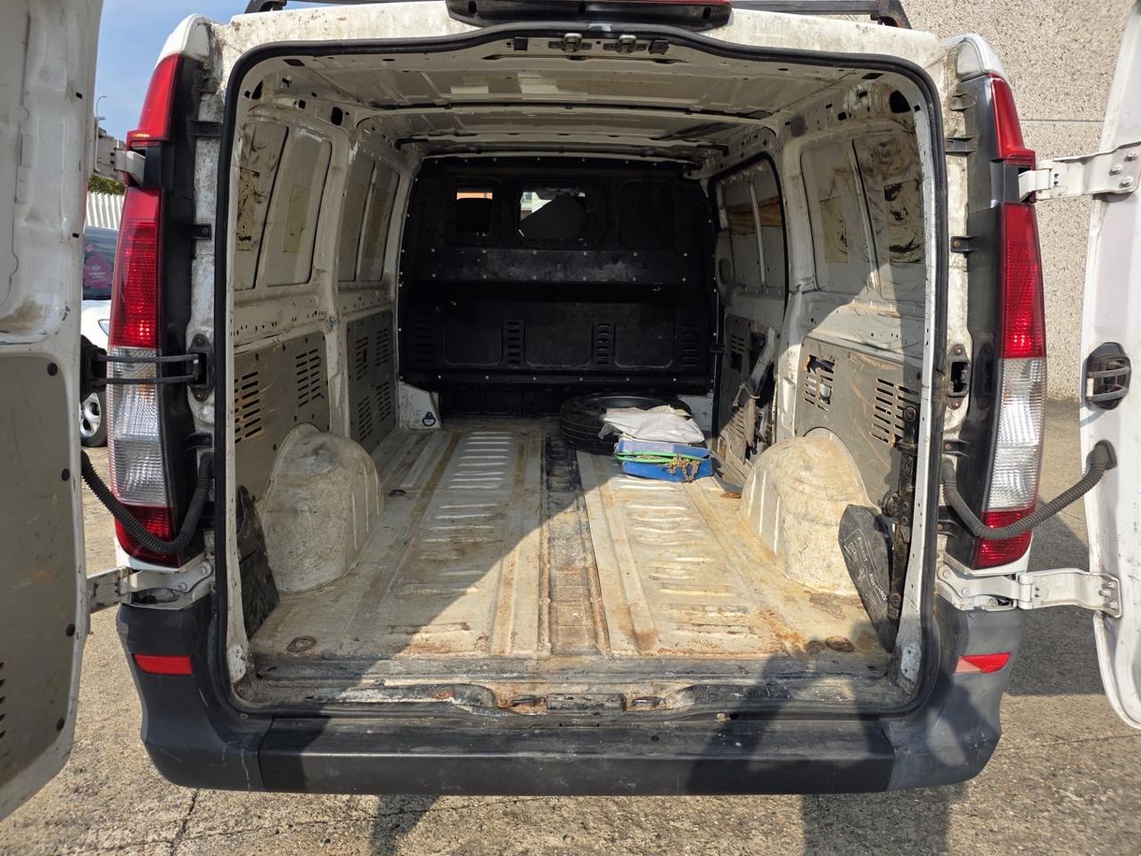 Mercedes-benz Vito 2.2 111 CDI Valente