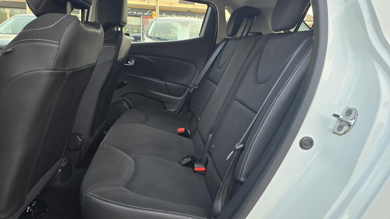 Renault Clio dCi 8V 90 CV Start&Stop 5 porte Energy Duel