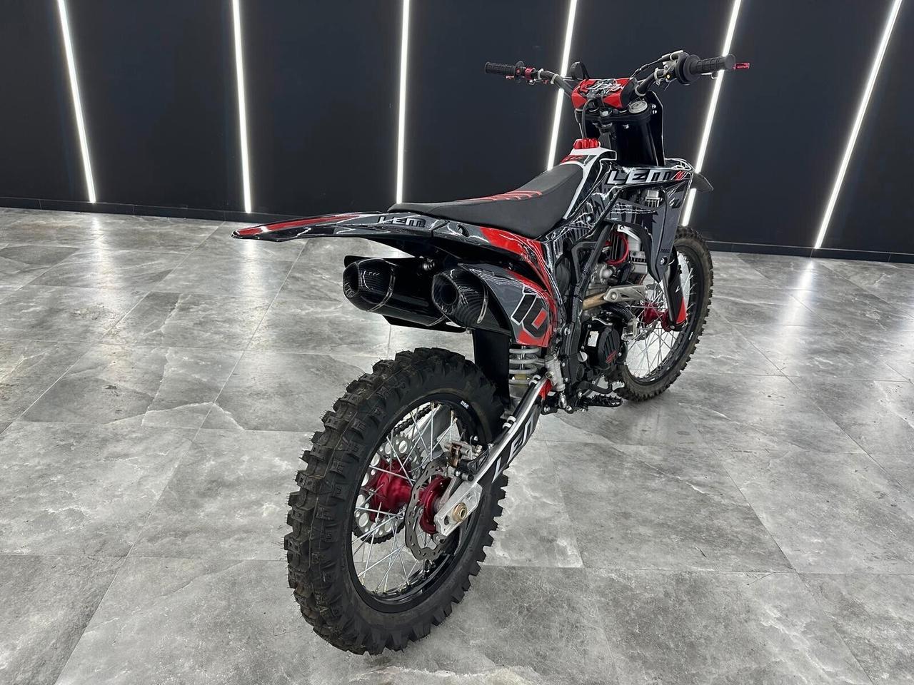 Lem CROSS J300 CC
