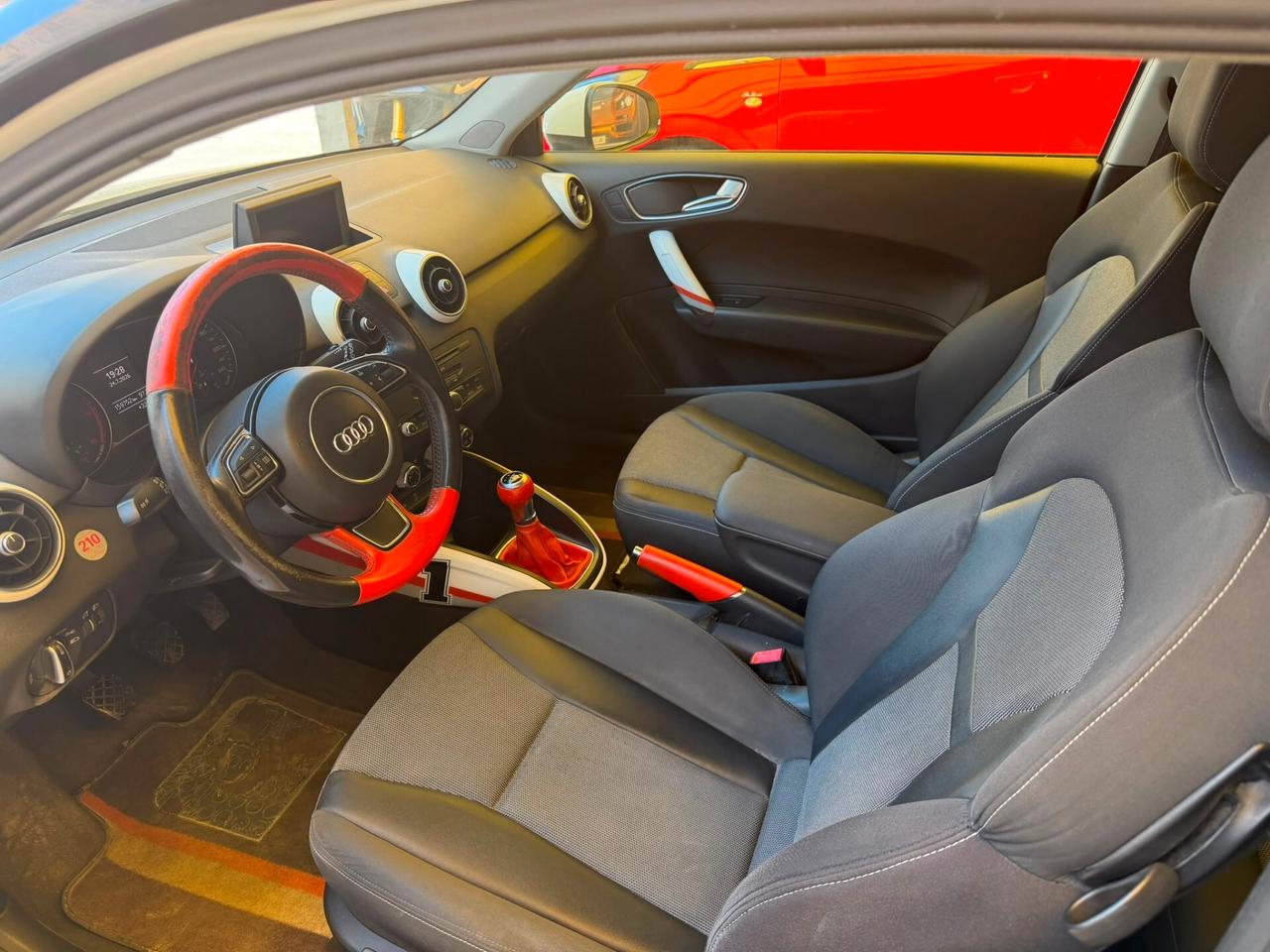 Audi A1 1.6cc diesel 12 mesi garanzia-2011