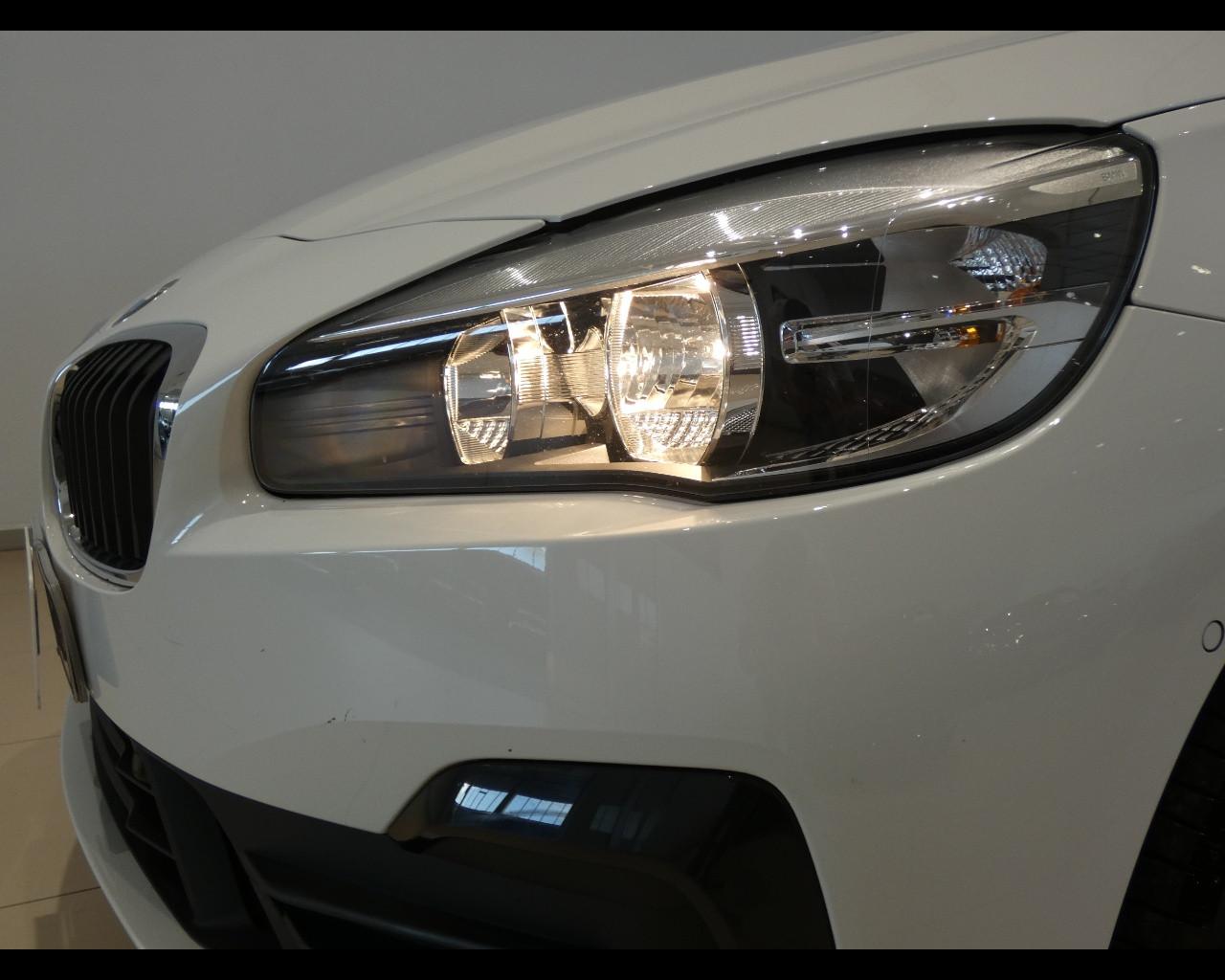 BMW Serie 2 A.T. (F45) - 218d Active Tourer Business