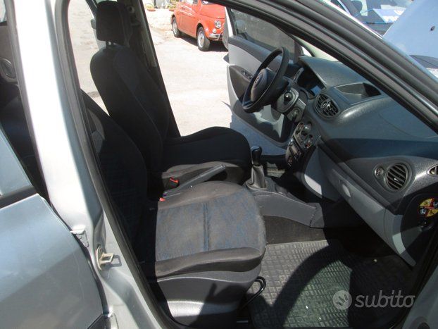 Renault Clio 1.2 Benz Full 5p 2006