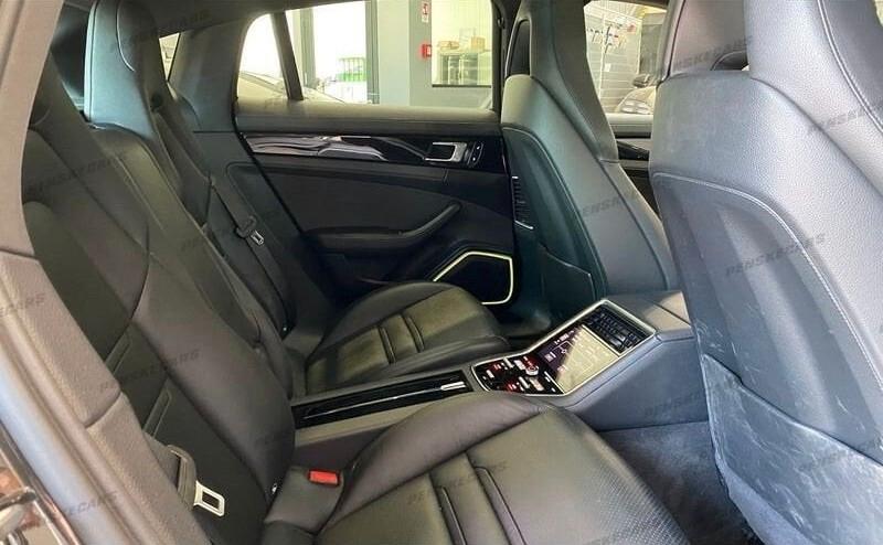 Porsche Panamera 2.9 4 E-Hybrid 462CV TOT 05/2018 TETTO 4 RUOTE STERZANTI