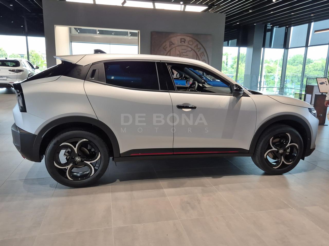 Alfa Romeo Junior 1.2 ibrida speciale 145cv edct6