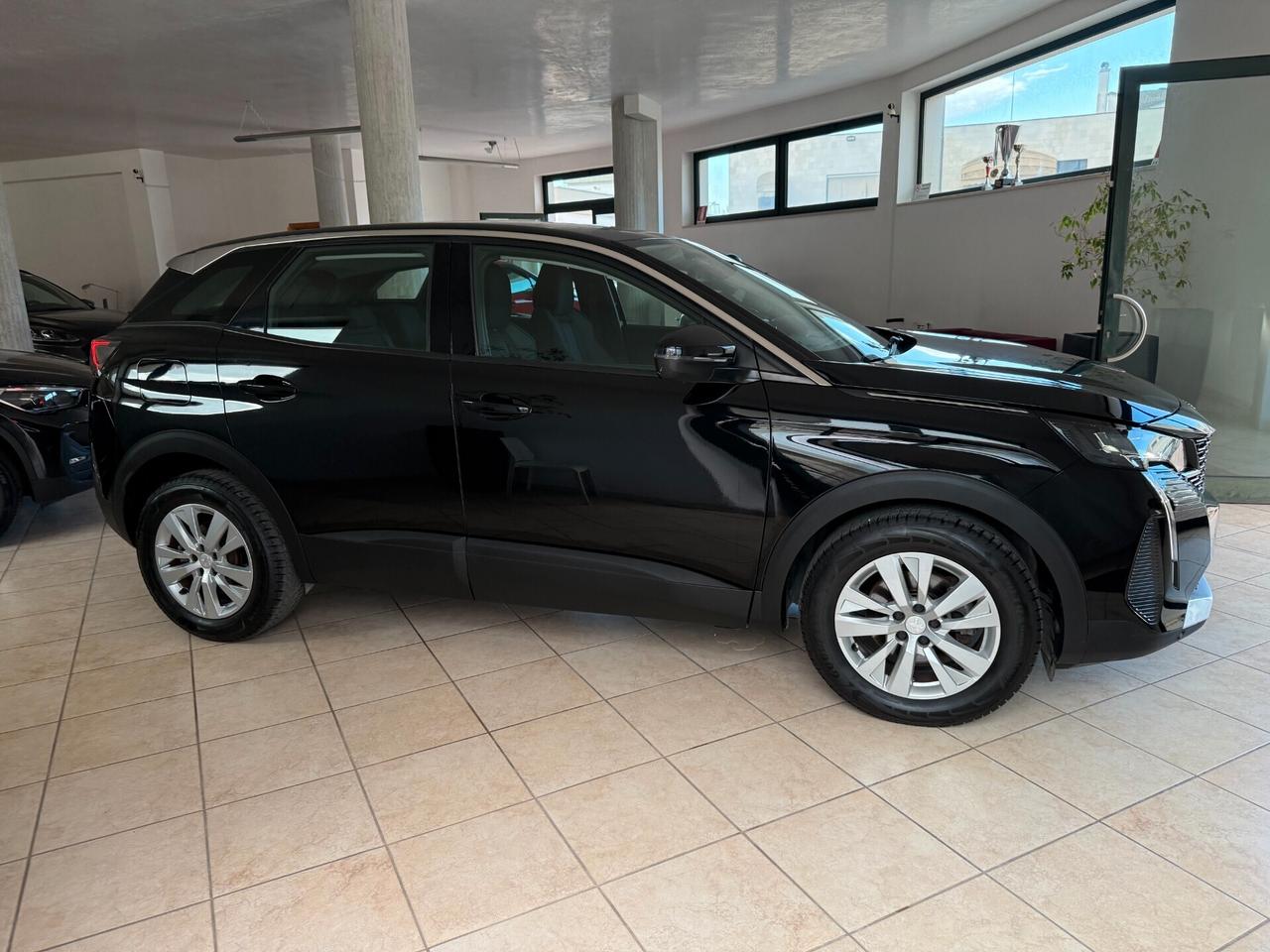 Peugeot 3008 BlueHDi 130 S&S EAT8 Business FullLed