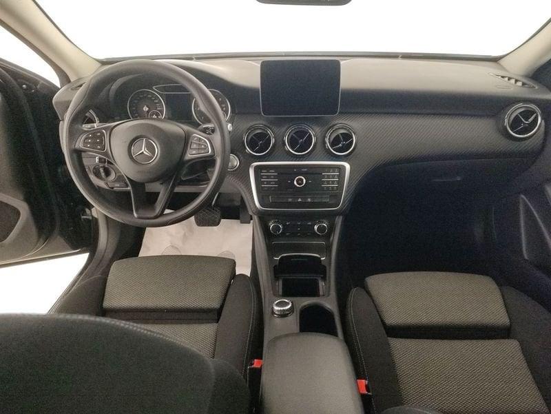 Mercedes-Benz GLA 200 d Sport auto