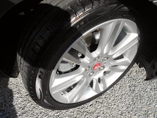 JAGUAR XE 2.0d(AUTO FERMA dal 2019:NUOVA)E6B,STRAFULL