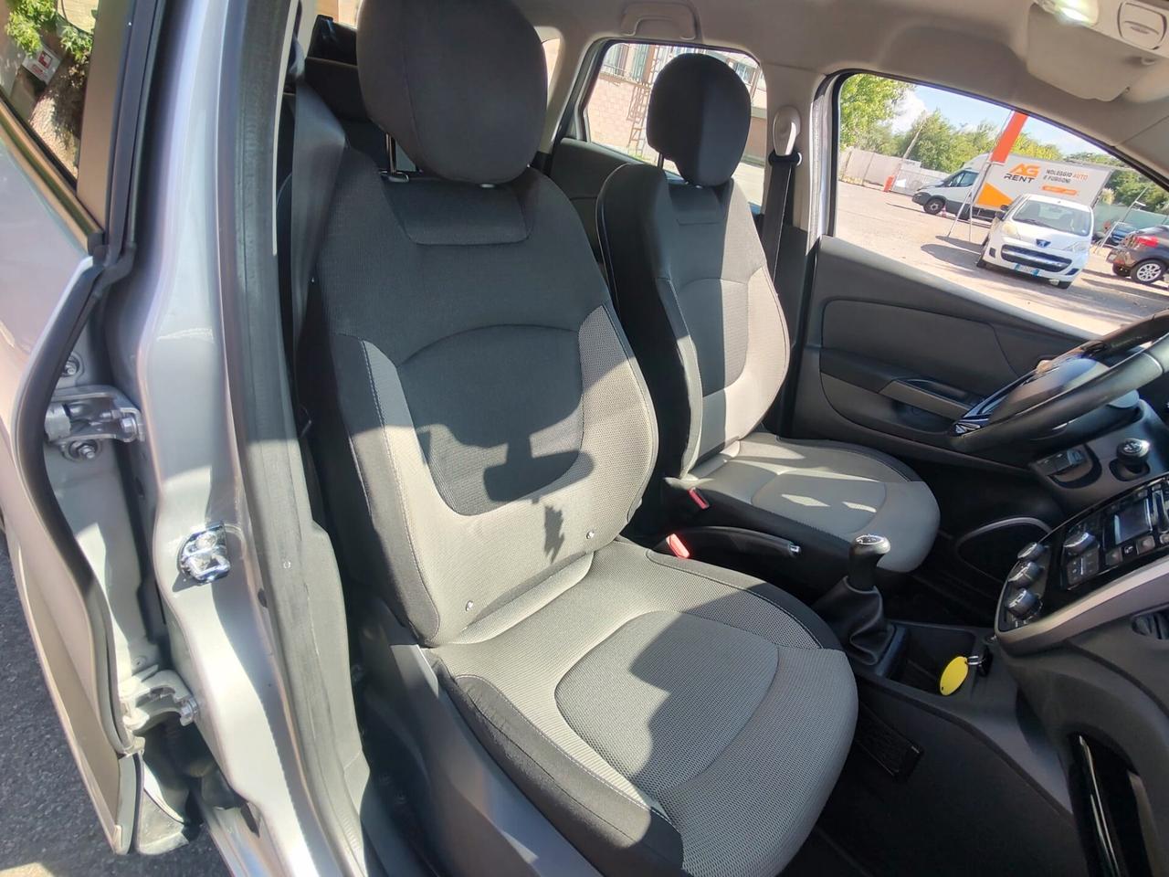 Renault Captur 0.9 TCe 12V 90 CV Start&Stop Live, VEICOLO EURO 5B, OK NEOPATENTATI, GARANZIA L.12 MESI