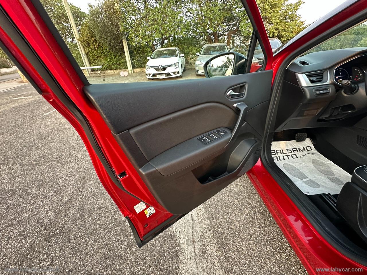 RENAULT Captur Hybrid E-Tech 145 CV Intens