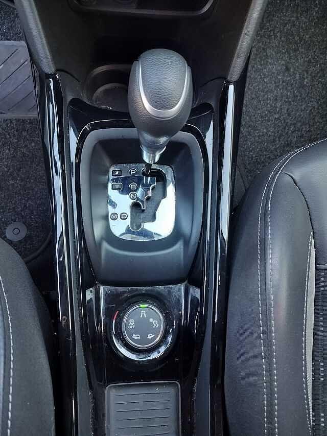 Peugeot 2008 PureTech Turbo 110 EAT6 S&S Allure