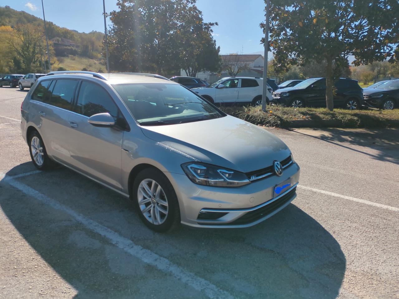 Volkswagen Golf Variant 1.4 TGI 110 CV R-LINE