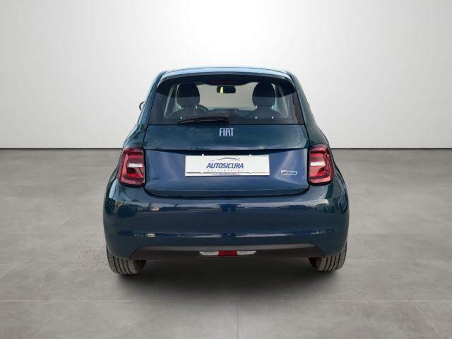 FIAT 500e Berlina 42 kWh