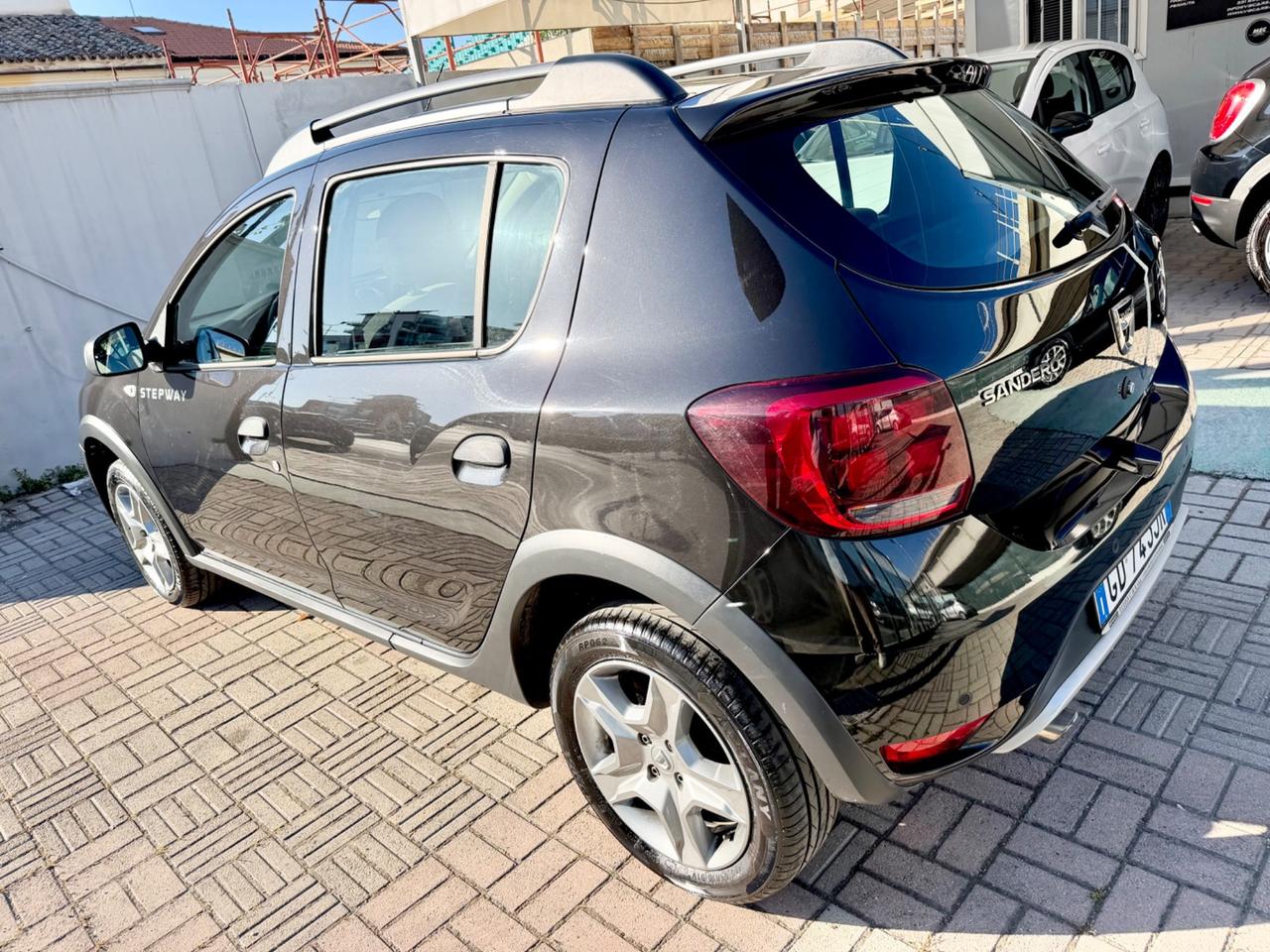 Dacia Sandero Stepway 1.5 Blue dCi 15thAnniversary
