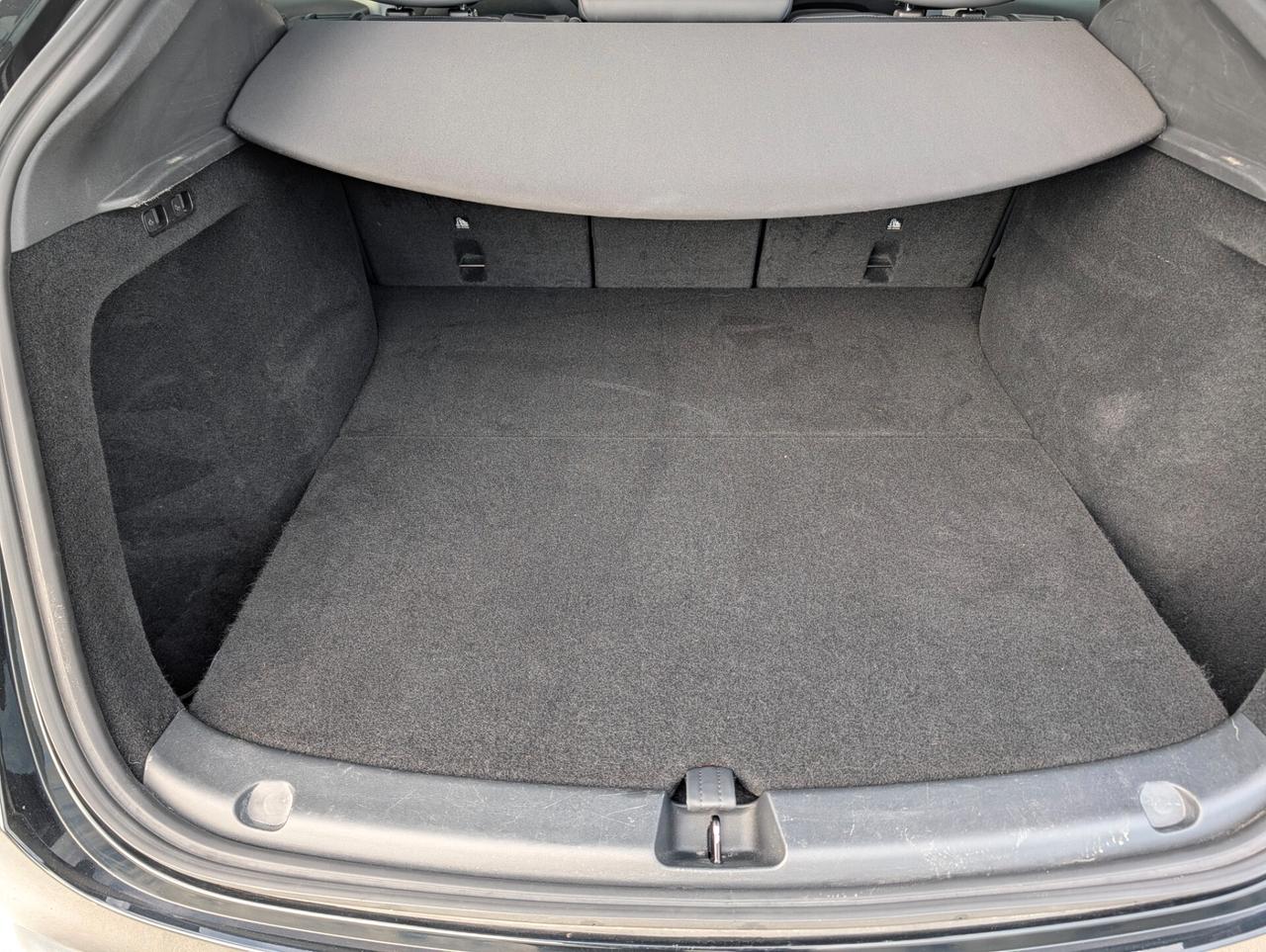 Tesla Model Y RWD - 2024