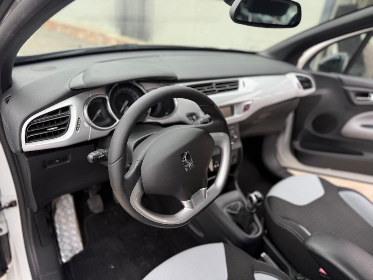 Ds DS3 3 1.4 HDi 70 KM CERTIF