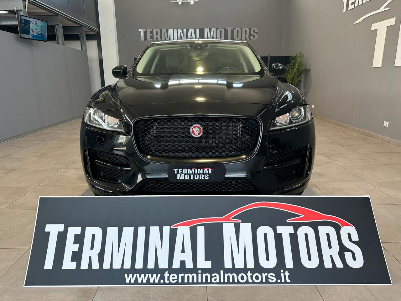 Jaguar F-Pace 2.0 D 180 CV AWD R-Sport