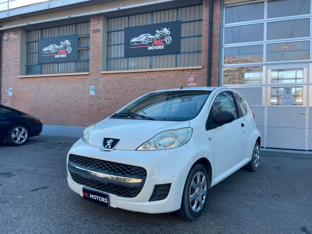 PEUGEOT 107 1.0 BENZINA-SOLO 49.000 KM -UNICO PROPRIETARIO