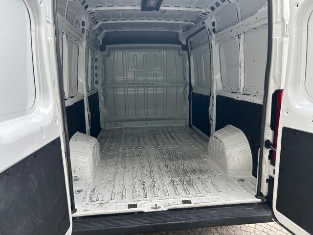 PEUGEOT Boxer 35 2.2 BlueHDi 140 S&S PM-TM Furgone