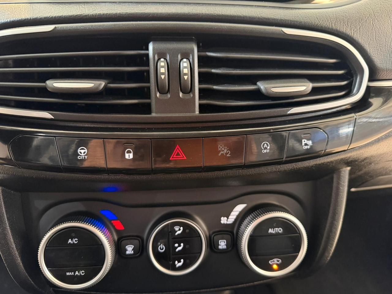 Fiat Tipo 1.6 Mjt S&S 5 porte Cross