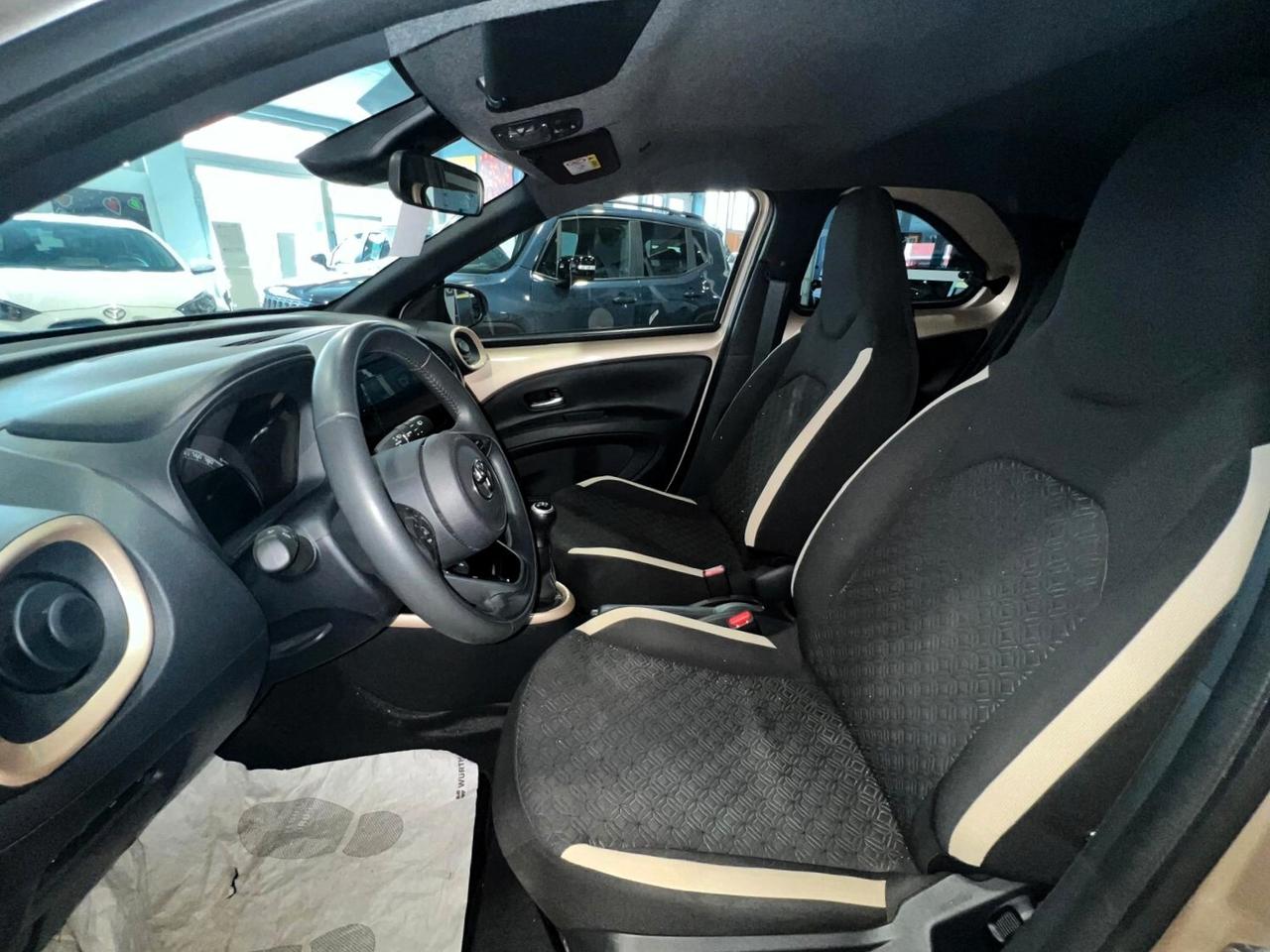 Toyota Aygo X 1.0 VVT-i 72 CV 5 porte Trend