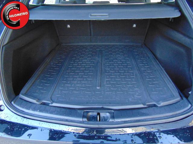 TOYOTA Corolla Touring Sports 1.8 Hybrid Business