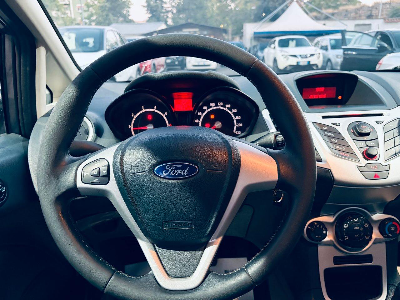 Ford Fiesta 5 Porte Fiesta 5p 1.4 16v Titanium Business Gpl