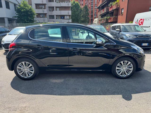 PEUGEOT 208 1.2 82CV 5 porte Allure