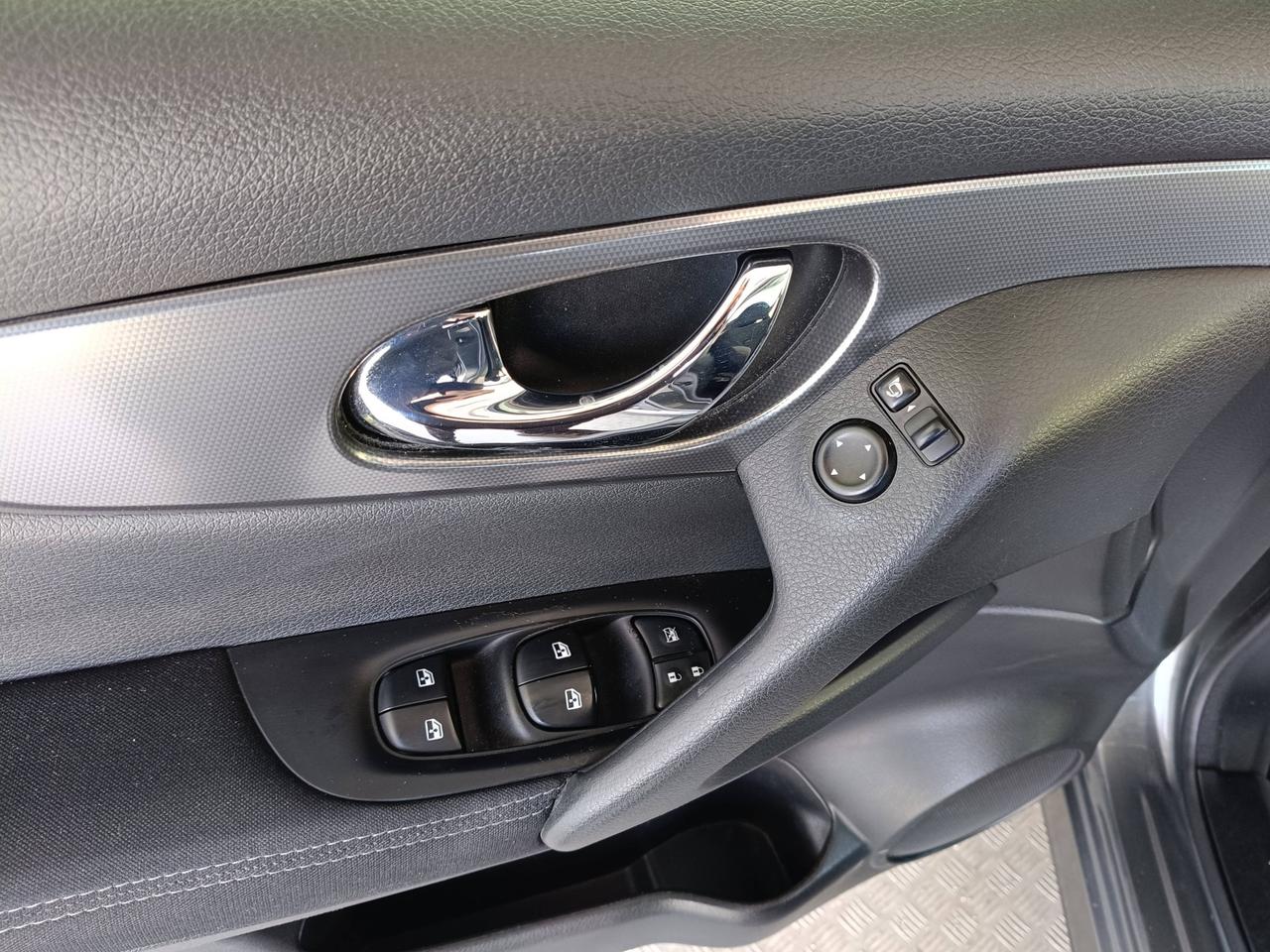 NISSAN Qashqai II 2017 - Qashqai 1.5 dci N-Connecta 110cv