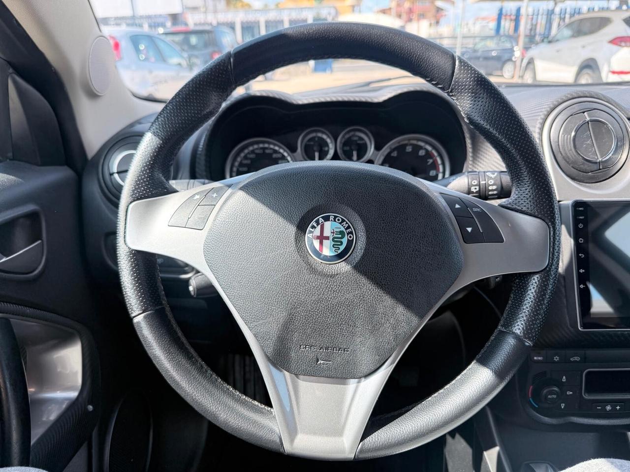 Alfa Romeo MiTo 1.4 105 CV M.air S&S Distinctive Sport Pack