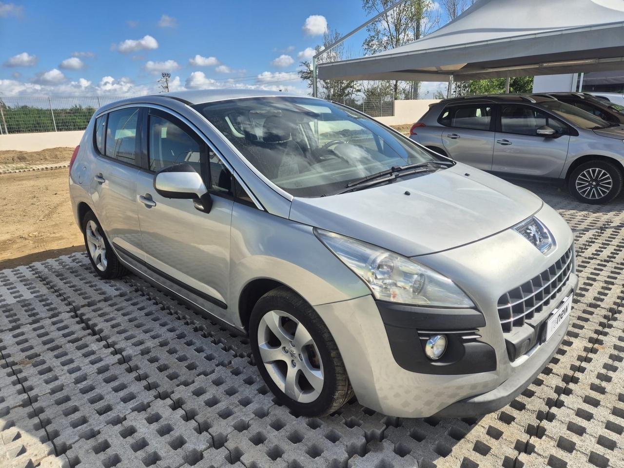 Peugeot 3008 2.0 HDi 150CV Business