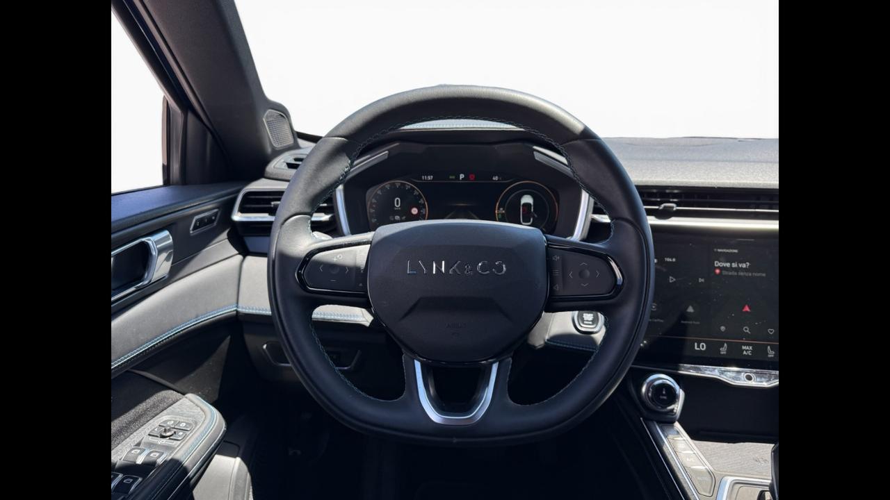 Lynk & Co 01 - 01 1.5 td phev auto