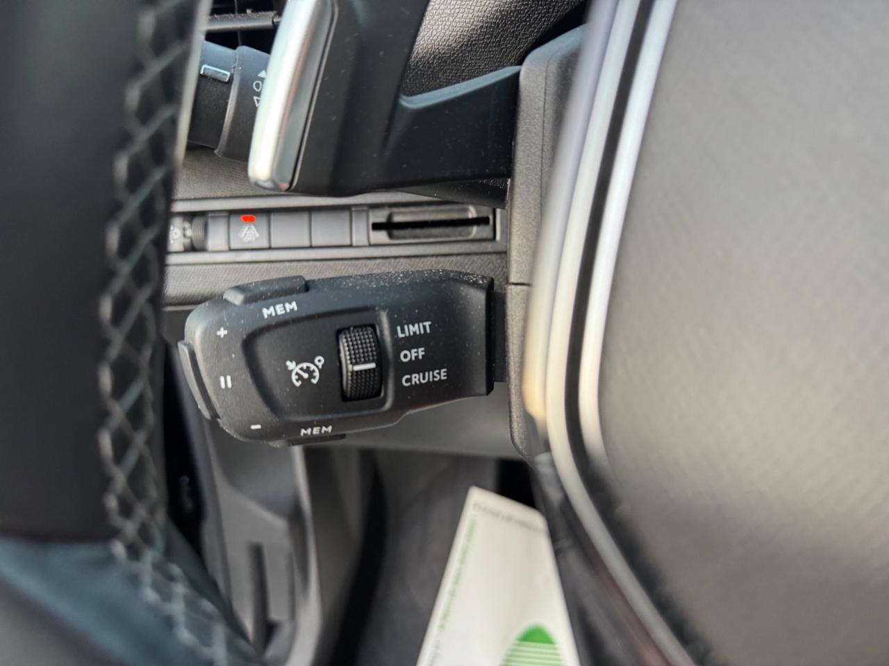Peugeot 3008 1.5 BlueHDi 130 Allure AUTOMATICA NAVI PELLE