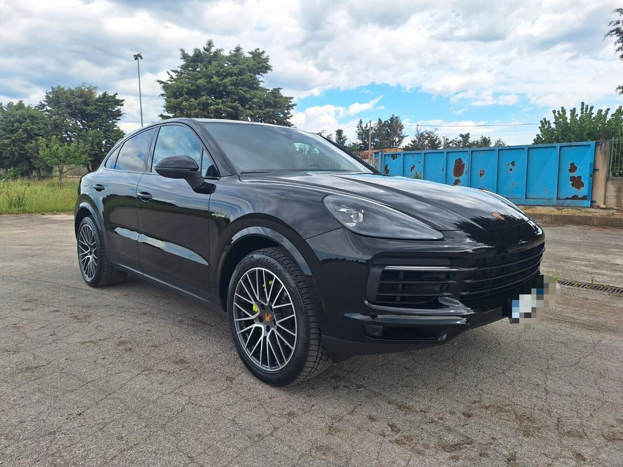 Porsche Cayenne 3.0 V6 E-Hybrid-BENZINA