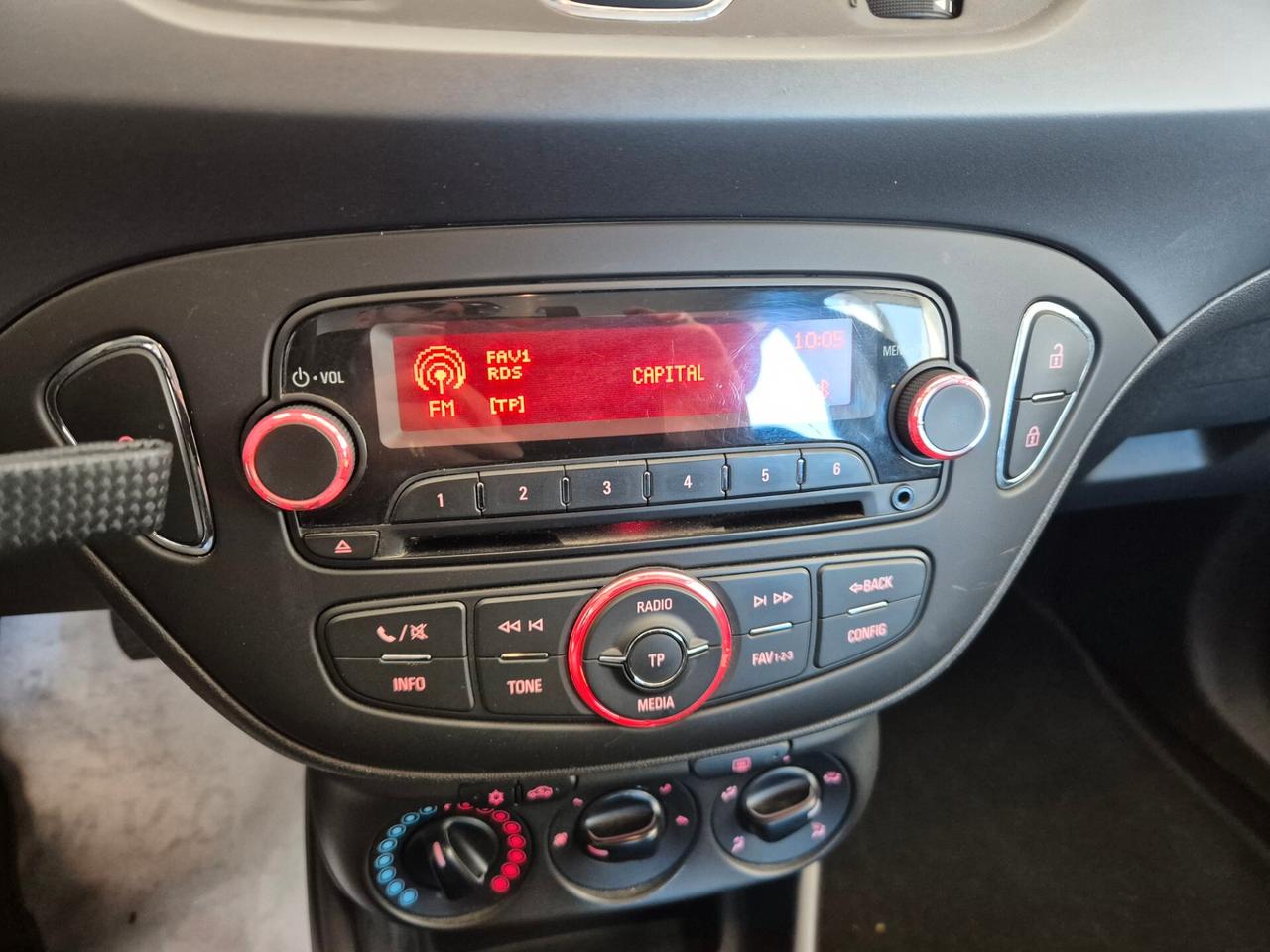 Opel Corsa 1.2 5 porte Advance