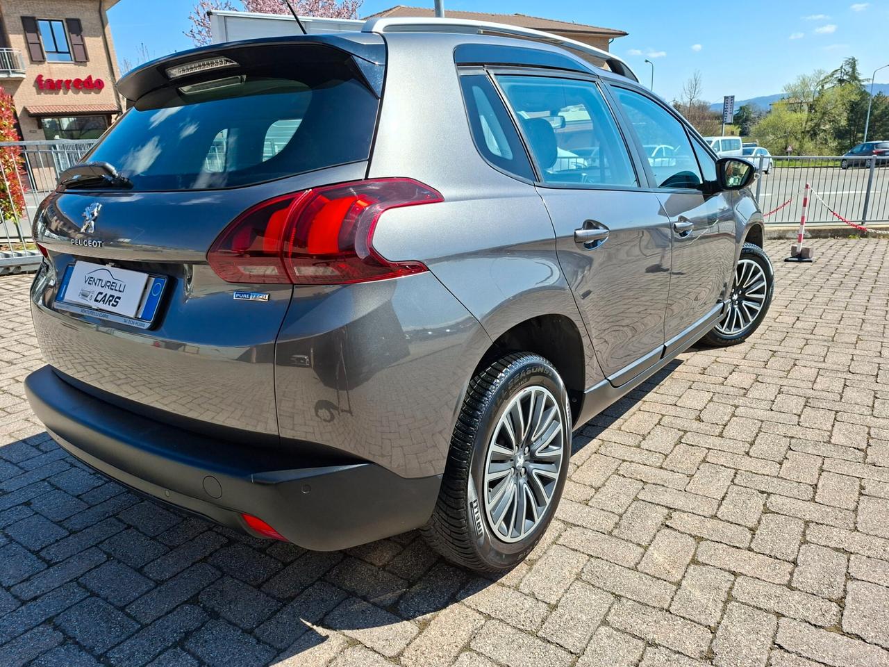 Peugeot 2008 PureTech 82 Active DISTRIBUZ .ESEGUITA