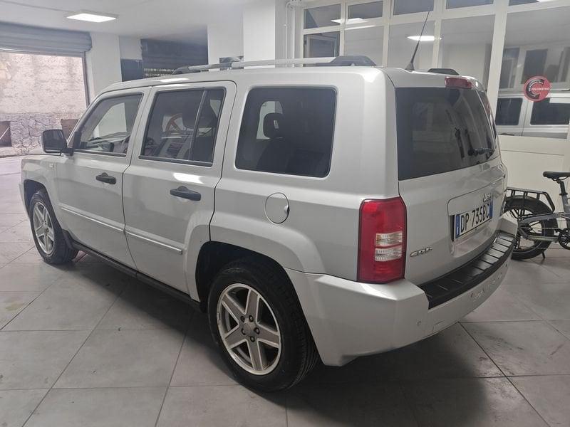 Jeep Patriot Patriot 2.0 td Limited 4wd dpf LEGGI