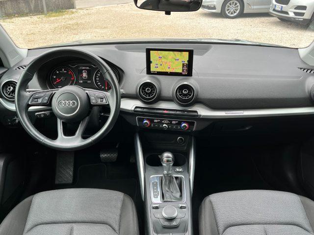 AUDI Q2 30 TDI S tronic Identity Black