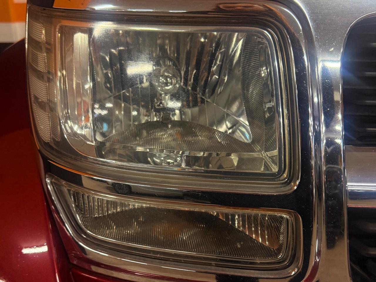 STRAORDINARIO DODGE NITRO 4×4 CON CAMBIO MANUALE