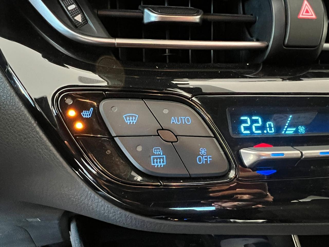 C-HR 1.8 Hybrid E-CVT Trend